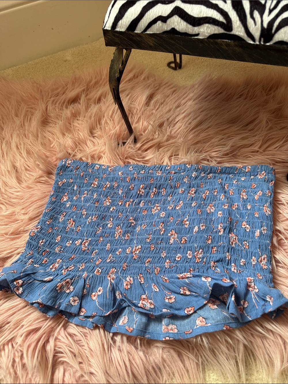 American Eagle Blue Floral Smocked Ruffle tube top size medium